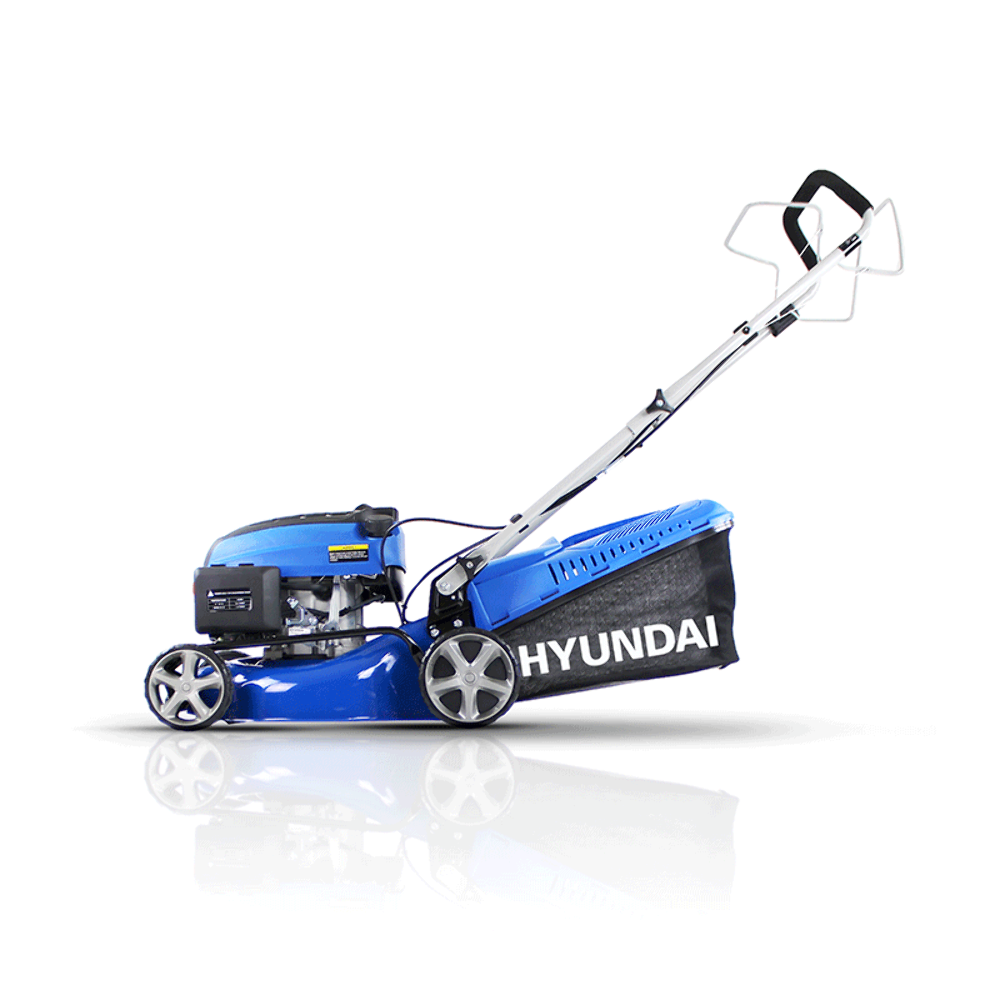 Hyundai HYM430SP 139cc Self-Propelled 430mm Petrol Lawnmower