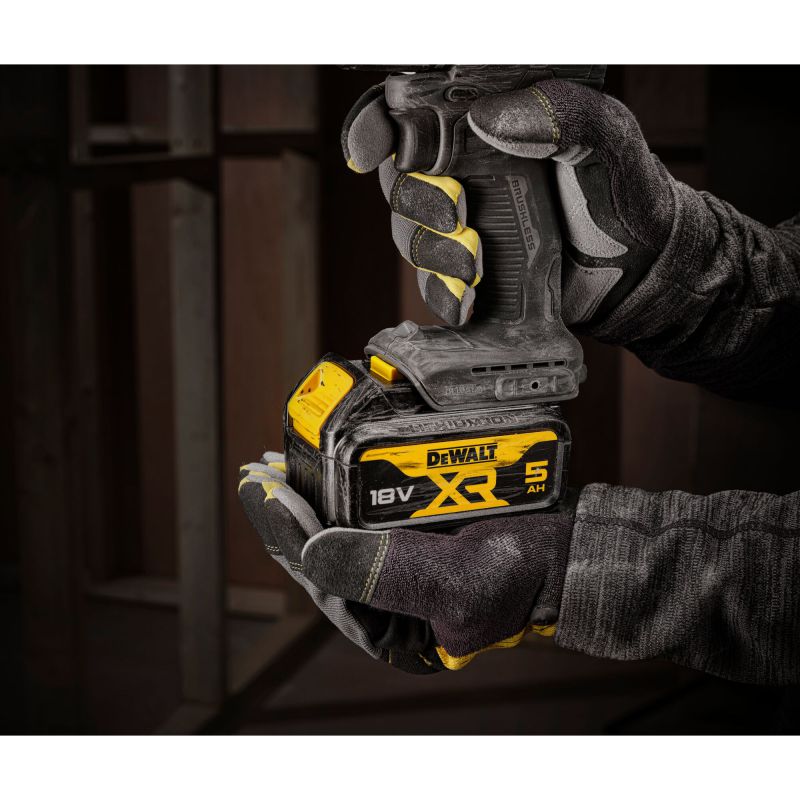 DEWALT DCD100P2T DeWalt combi drill 18V XR brushless incl. 2 x 5.0ah