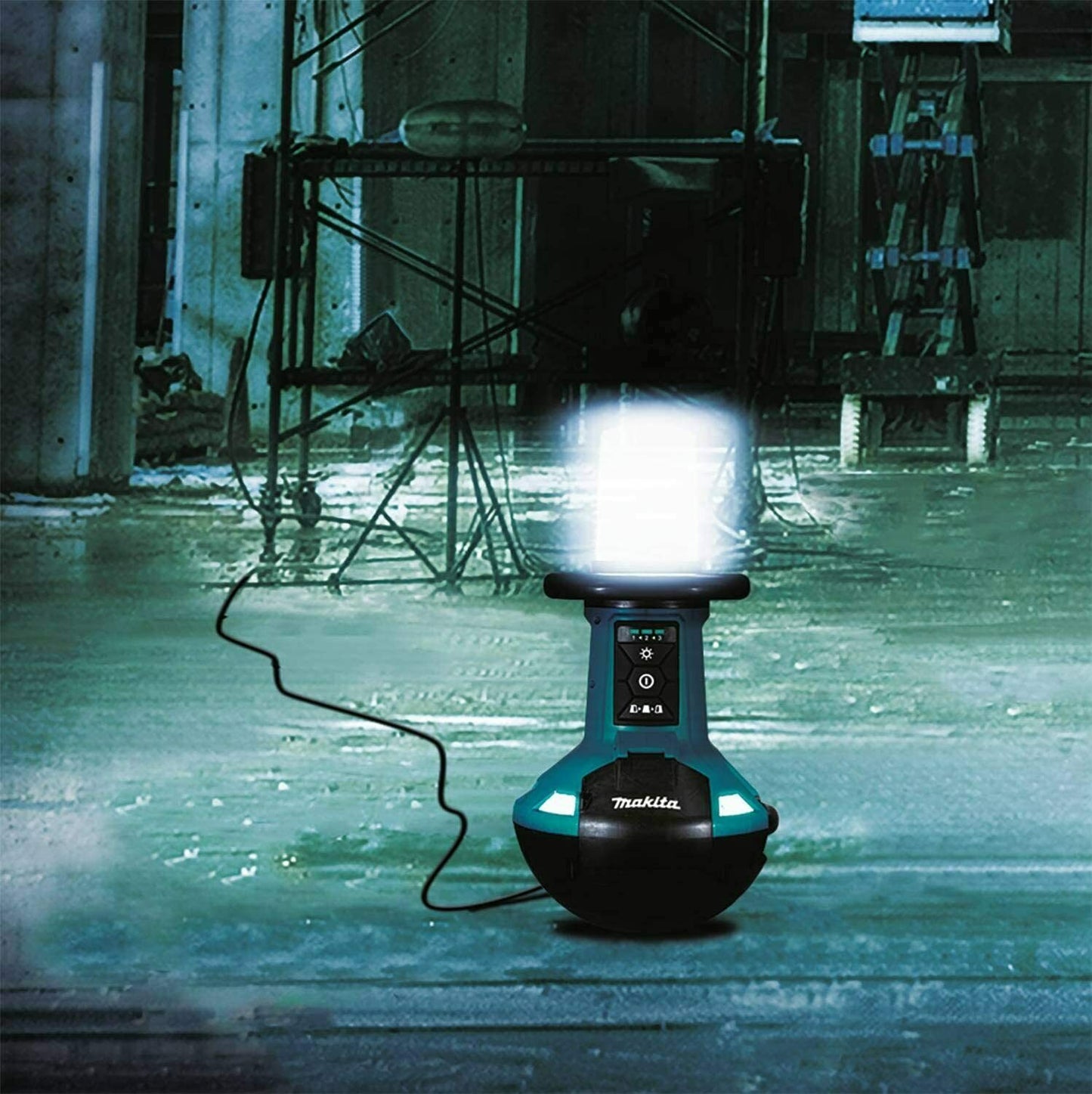 Makita DML810/2 18V LXT Li‑Ion Cordless Self Righting 5500 Lumen LED Site Light
